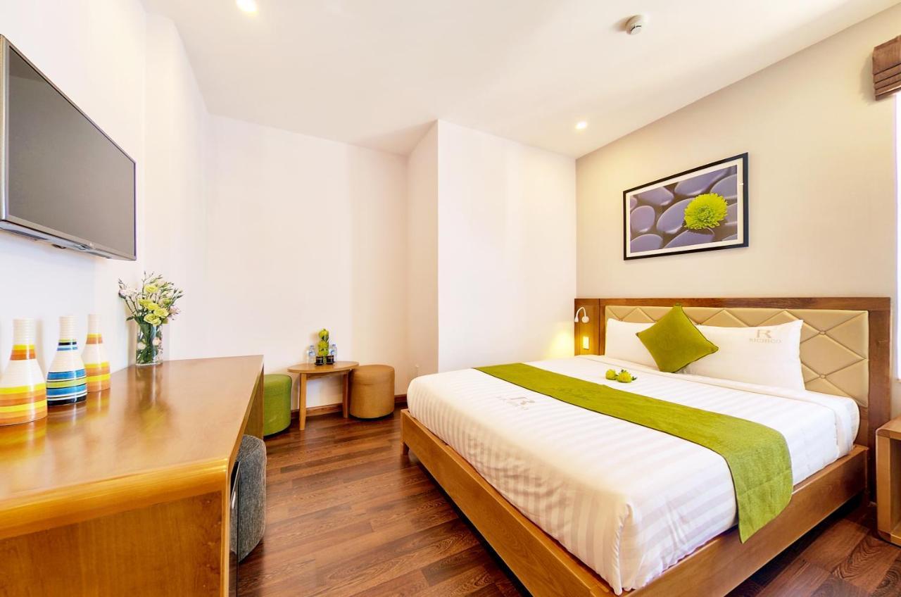 Richico Garden Beach Hotel Дананг Экстерьер фото