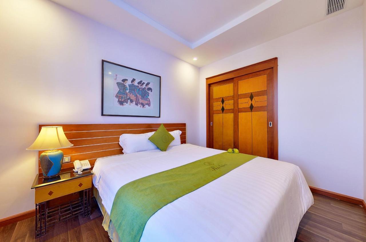 Richico Garden Beach Hotel Дананг Экстерьер фото